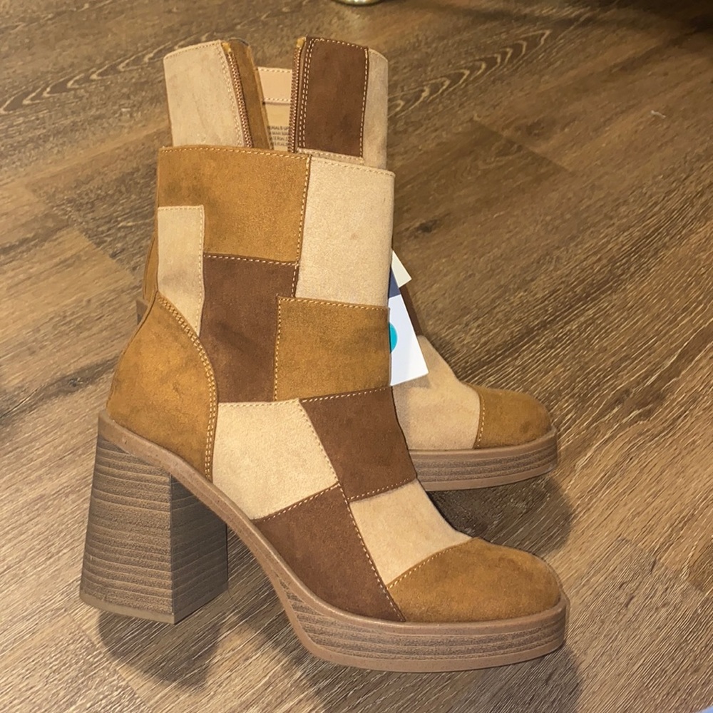 Universal thread boots || Olly patchwork boots